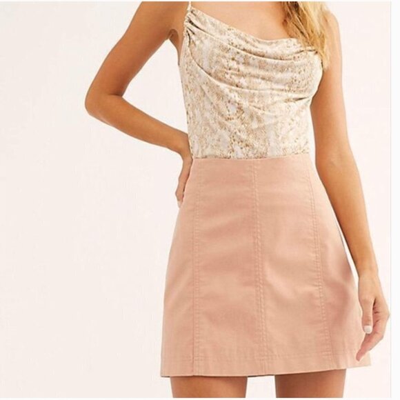 FREE PEOPLE Modern Femme Vegan Mini Skirt in Nude Size 6 - Picture 4 of 12